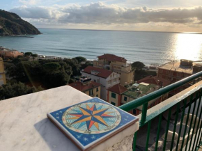 Sunray by the sea